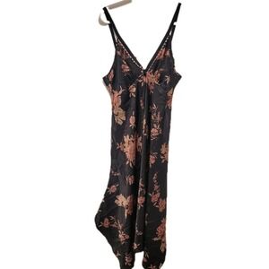 California Dynasty Womans Nightgown XL Satin Intimate Floral Sexy Lingerie